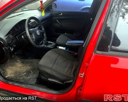 Червоний Фольксваген Пассат, об'ємом двигуна 1.9 л та пробігом 200 тис. км за 2800 $, фото 2 на Automoto.ua