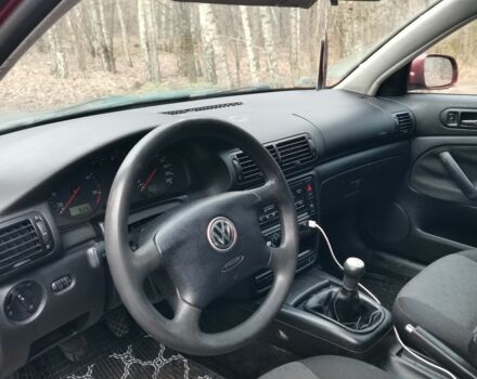 Червоний Фольксваген Пассат, об'ємом двигуна 0 л та пробігом 340 тис. км за 2250 $, фото 4 на Automoto.ua