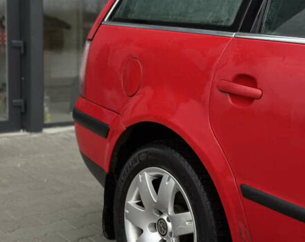 Червоний Фольксваген Пассат, об'ємом двигуна 1.9 л та пробігом 335 тис. км за 2900 $, фото 10 на Automoto.ua