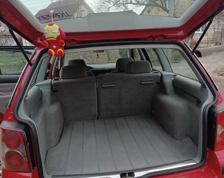 Красный Фольксваген Пассат, объемом двигателя 1.98 л и пробегом 241 тыс. км за 4500 $, фото 10 на Automoto.ua