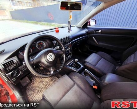 Червоний Фольксваген Пассат, об'ємом двигуна 1.8 л та пробігом 232 тис. км за 4000 $, фото 6 на Automoto.ua