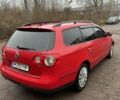 Красный Фольксваген Пассат, объемом двигателя 1.6 л и пробегом 242 тыс. км за 4500 $, фото 4 на Automoto.ua