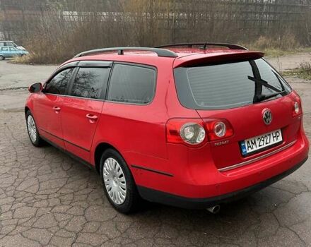 Красный Фольксваген Пассат, объемом двигателя 1.6 л и пробегом 242 тыс. км за 4500 $, фото 2 на Automoto.ua