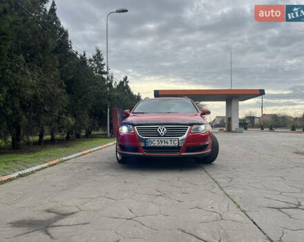 Красный Фольксваген Пассат, объемом двигателя 1.6 л и пробегом 290 тыс. км за 5000 $, фото 3 на Automoto.ua