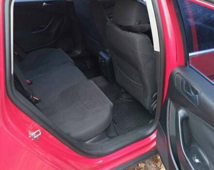 Красный Фольксваген Пассат, объемом двигателя 2 л и пробегом 314 тыс. км за 5300 $, фото 10 на Automoto.ua