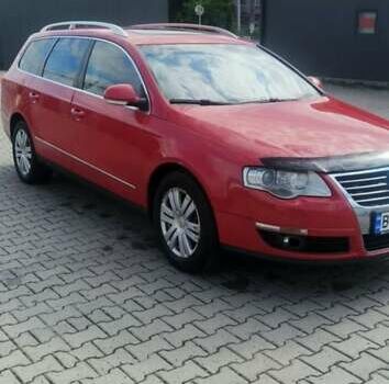 Красный Фольксваген Пассат, объемом двигателя 1.97 л и пробегом 250 тыс. км за 6800 $, фото 8 на Automoto.ua