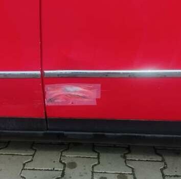 Красный Фольксваген Пассат, объемом двигателя 1.97 л и пробегом 250 тыс. км за 6800 $, фото 10 на Automoto.ua