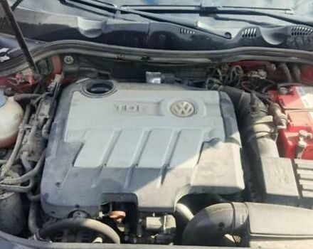 Красный Фольксваген Пассат, объемом двигателя 1.97 л и пробегом 250 тыс. км за 6800 $, фото 2 на Automoto.ua