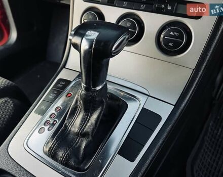 Красный Фольксваген Пассат, объемом двигателя 0 л и пробегом 235 тыс. км за 4999 $, фото 12 на Automoto.ua