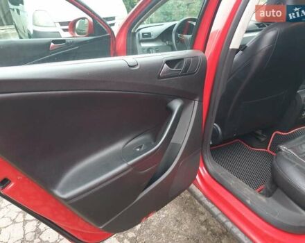 Червоний Фольксваген Пассат, об'ємом двигуна 1.4 л та пробігом 294 тис. км за 7400 $, фото 3 на Automoto.ua