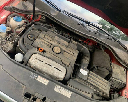 Красный Фольксваген Пассат, объемом двигателя 1.4 л и пробегом 181 тыс. км за 7200 $, фото 8 на Automoto.ua