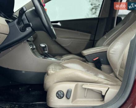 Червоний Фольксваген Пассат, об'ємом двигуна 1.4 л та пробігом 294 тис. км за 6550 $, фото 25 на Automoto.ua