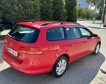 Красный Фольксваген Пассат, объемом двигателя 1.6 л и пробегом 265 тыс. км за 9200 $, фото 13 на Automoto.ua