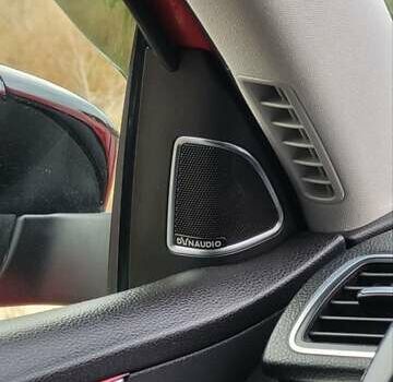 Червоний Фольксваген Пассат, об'ємом двигуна 1.97 л та пробігом 207 тис. км за 12000 $, фото 11 на Automoto.ua