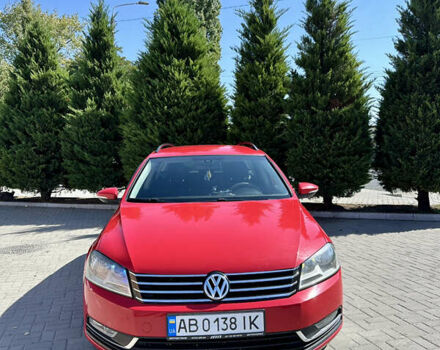 Красный Фольксваген Пассат, объемом двигателя 1.6 л и пробегом 265 тыс. км за 9200 $, фото 4 на Automoto.ua