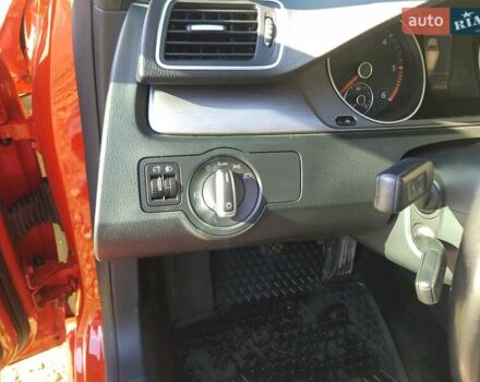 Червоний Фольксваген Пассат, об'ємом двигуна 2 л та пробігом 280 тис. км за 11300 $, фото 7 на Automoto.ua