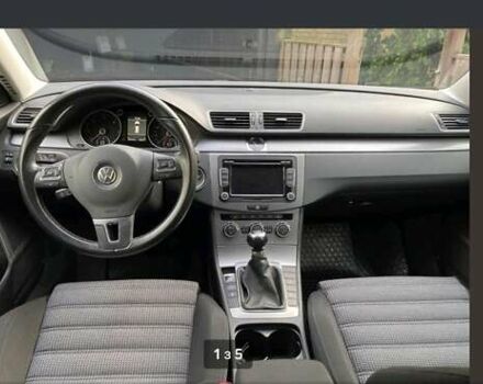 Червоний Фольксваген Пассат, об'ємом двигуна 2 л та пробігом 280 тис. км за 11300 $, фото 13 на Automoto.ua