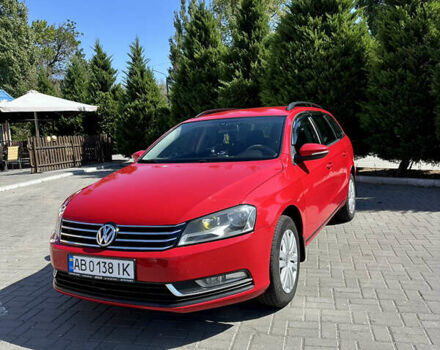 Красный Фольксваген Пассат, объемом двигателя 1.6 л и пробегом 265 тыс. км за 9200 $, фото 5 на Automoto.ua