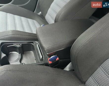 Красный Фольксваген Пассат, объемом двигателя 1.39 л и пробегом 275 тыс. км за 7200 $, фото 28 на Automoto.ua