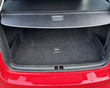 Красный Фольксваген Пассат, объемом двигателя 2 л и пробегом 205 тыс. км за 9450 $, фото 21 на Automoto.ua