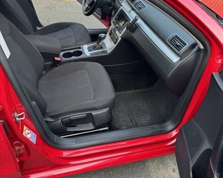 Красный Фольксваген Пассат, объемом двигателя 2 л и пробегом 205 тыс. км за 9450 $, фото 18 на Automoto.ua