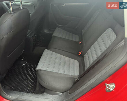 Красный Фольксваген Пассат, объемом двигателя 1.4 л и пробегом 274 тыс. км за 7450 $, фото 31 на Automoto.ua