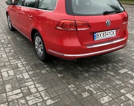 Красный Фольксваген Пассат, объемом двигателя 1.6 л и пробегом 211 тыс. км за 10500 $, фото 6 на Automoto.ua