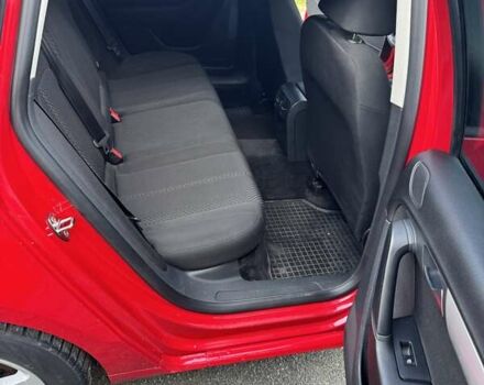 Красный Фольксваген Пассат, объемом двигателя 2 л и пробегом 205 тыс. км за 9450 $, фото 17 на Automoto.ua