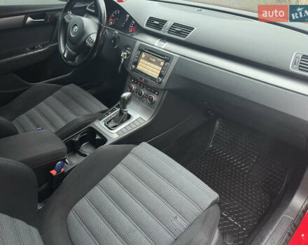 Красный Фольксваген Пассат, объемом двигателя 1.4 л и пробегом 274 тыс. км за 7450 $, фото 38 на Automoto.ua