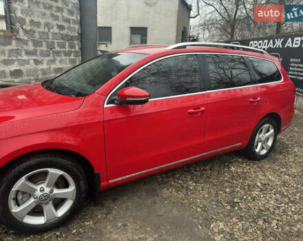 Красный Фольксваген Пассат, объемом двигателя 1.39 л и пробегом 275 тыс. км за 7200 $, фото 13 на Automoto.ua