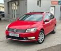 Червоний Фольксваген Пассат, об'ємом двигуна 2 л та пробігом 341 тис. км за 9400 $, фото 1 на Automoto.ua