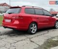 Красный Фольксваген Пассат, объемом двигателя 2 л и пробегом 225 тыс. км за 9250 $, фото 5 на Automoto.ua