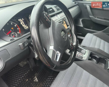 Красный Фольксваген Пассат, объемом двигателя 1.4 л и пробегом 274 тыс. км за 7450 $, фото 23 на Automoto.ua