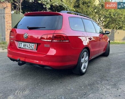 Красный Фольксваген Пассат, объемом двигателя 2 л и пробегом 205 тыс. км за 9450 $, фото 6 на Automoto.ua