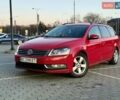 Красный Фольксваген Пассат, объемом двигателя 2 л и пробегом 300 тыс. км за 8800 $, фото 1 на Automoto.ua