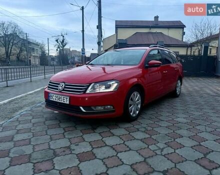 Красный Фольксваген Пассат, объемом двигателя 2 л и пробегом 275 тыс. км за 8555 $, фото 2 на Automoto.ua