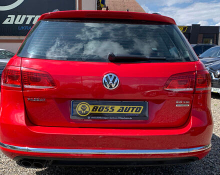 Красный Фольксваген Пассат, объемом двигателя 2 л и пробегом 327 тыс. км за 11550 $, фото 4 на Automoto.ua