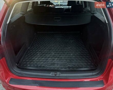 Красный Фольксваген Пассат, объемом двигателя 2 л и пробегом 275 тыс. км за 8555 $, фото 19 на Automoto.ua