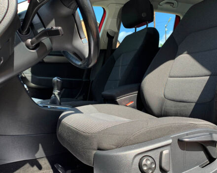 Красный Фольксваген Пассат, объемом двигателя 2 л и пробегом 327 тыс. км за 11550 $, фото 8 на Automoto.ua