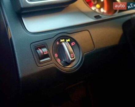 Красный Фольксваген Пассат, объемом двигателя 2 л и пробегом 275 тыс. км за 8555 $, фото 22 на Automoto.ua