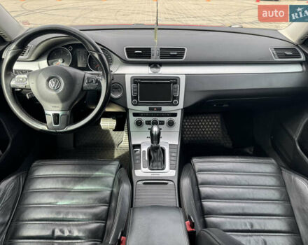 Красный Фольксваген Пассат, объемом двигателя 1.97 л и пробегом 289 тыс. км за 11700 $, фото 8 на Automoto.ua