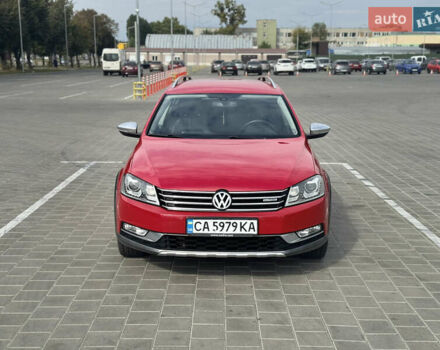 Красный Фольксваген Пассат, объемом двигателя 1.97 л и пробегом 289 тыс. км за 11700 $, фото 4 на Automoto.ua