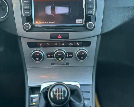 Червоний Фольксваген Пассат, об'ємом двигуна 1.97 л та пробігом 288 тис. км за 11500 $, фото 14 на Automoto.ua