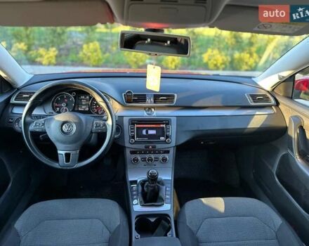 Червоний Фольксваген Пассат, об'ємом двигуна 1.97 л та пробігом 288 тис. км за 11500 $, фото 11 на Automoto.ua