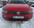 Красный Фольксваген Пассат, объемом двигателя 1.6 л и пробегом 200 тыс. км за 13777 $, фото 1 на Automoto.ua