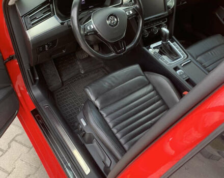 Красный Фольксваген Пассат, объемом двигателя 1.97 л и пробегом 280 тыс. км за 16800 $, фото 7 на Automoto.ua