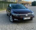 Красный Фольксваген Пассат, объемом двигателя 1.97 л и пробегом 307 тыс. км за 12300 $, фото 1 на Automoto.ua