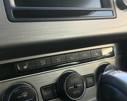 Красный Фольксваген Пассат, объемом двигателя 1.97 л и пробегом 301 тыс. км за 14800 $, фото 25 на Automoto.ua