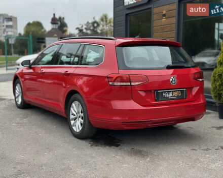 Красный Фольксваген Пассат, объемом двигателя 1.6 л и пробегом 276 тыс. км за 14300 $, фото 12 на Automoto.ua