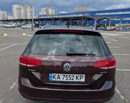 Красный Фольксваген Пассат, объемом двигателя 1.97 л и пробегом 190 тыс. км за 16999 $, фото 3 на Automoto.ua